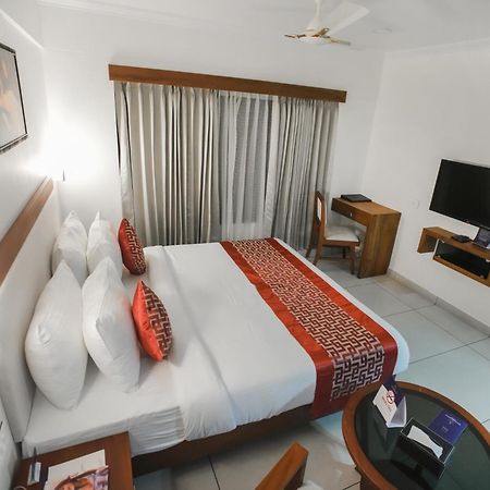 Hotel Kkm International Thiruvananthapuram Zewnętrze zdjęcie